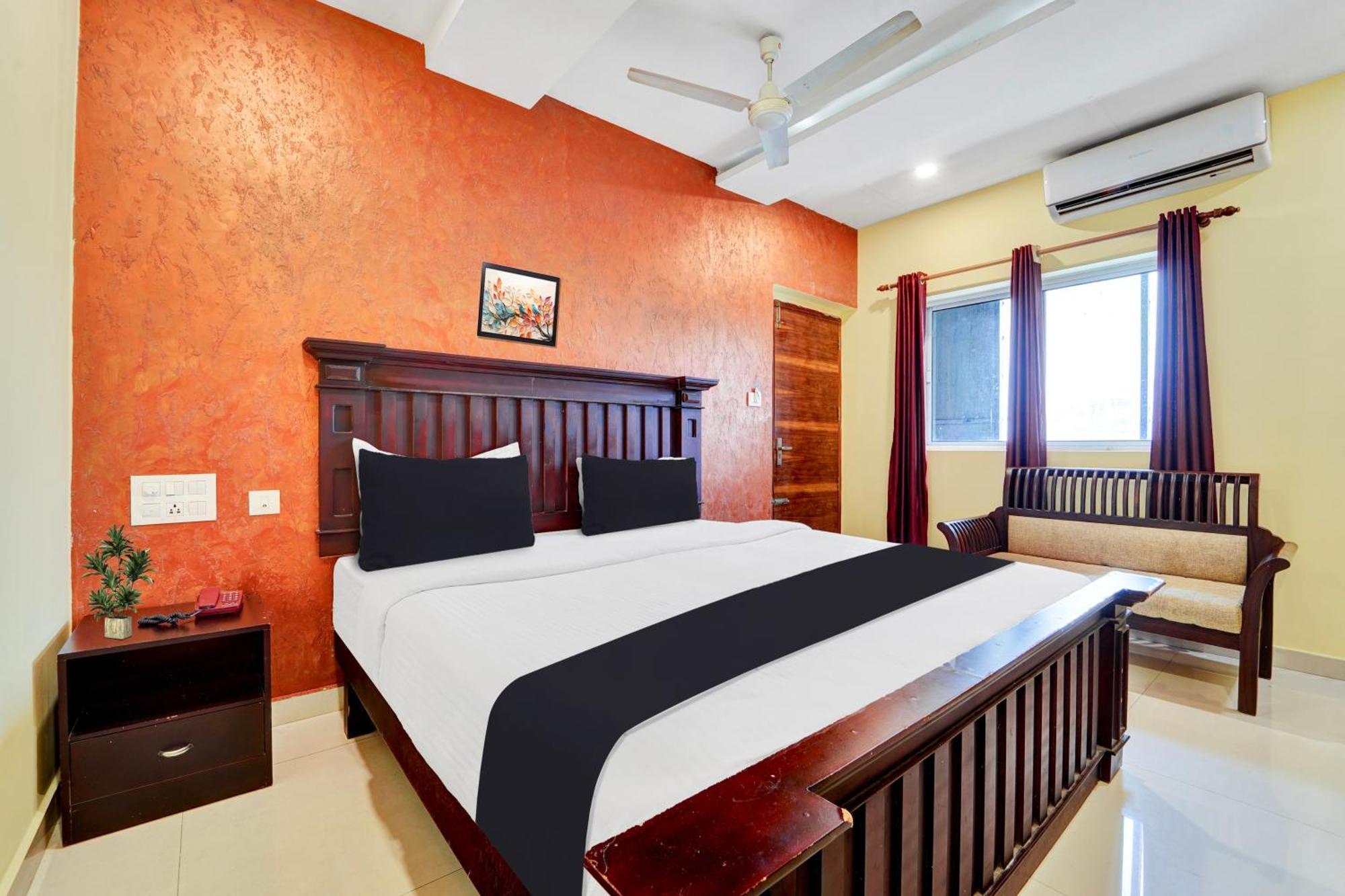 Super Townhouse Ernakulam North Hotel Kochi Exterior photo